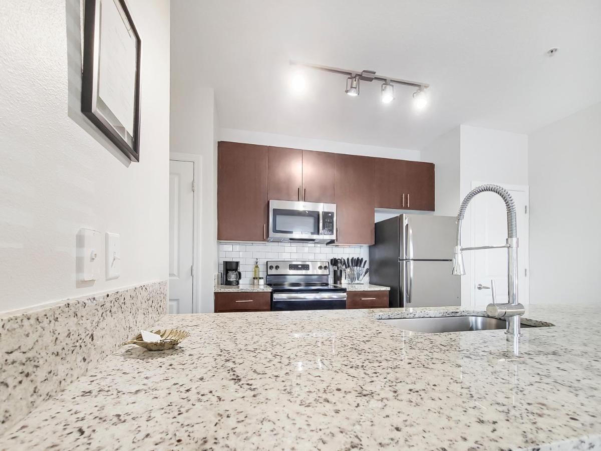Getaway Apartment Near Beaches And Airport Tampa Exterior foto
